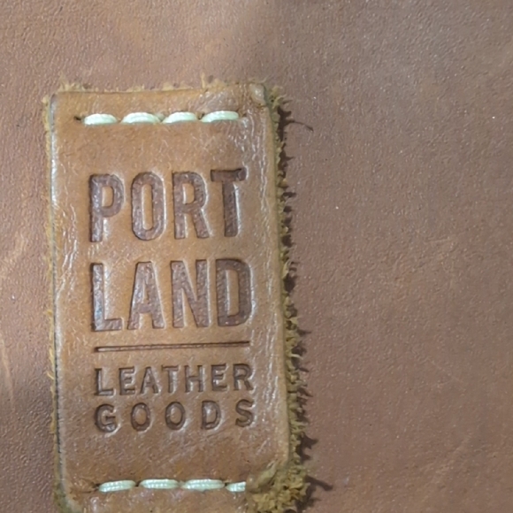 Portland Leather Tan Crossbody Bag - Picture 3 of 5